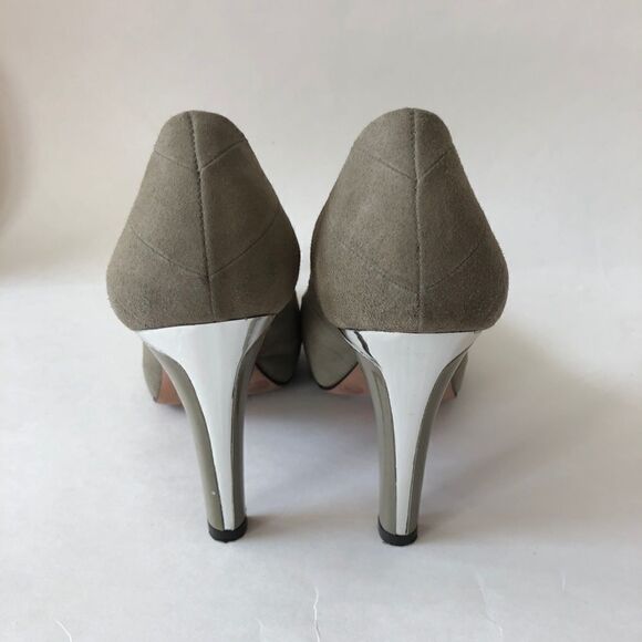 BCBG Max Azria Womens Suede Platform Pumps Heels 8 - Picture 4 of 8